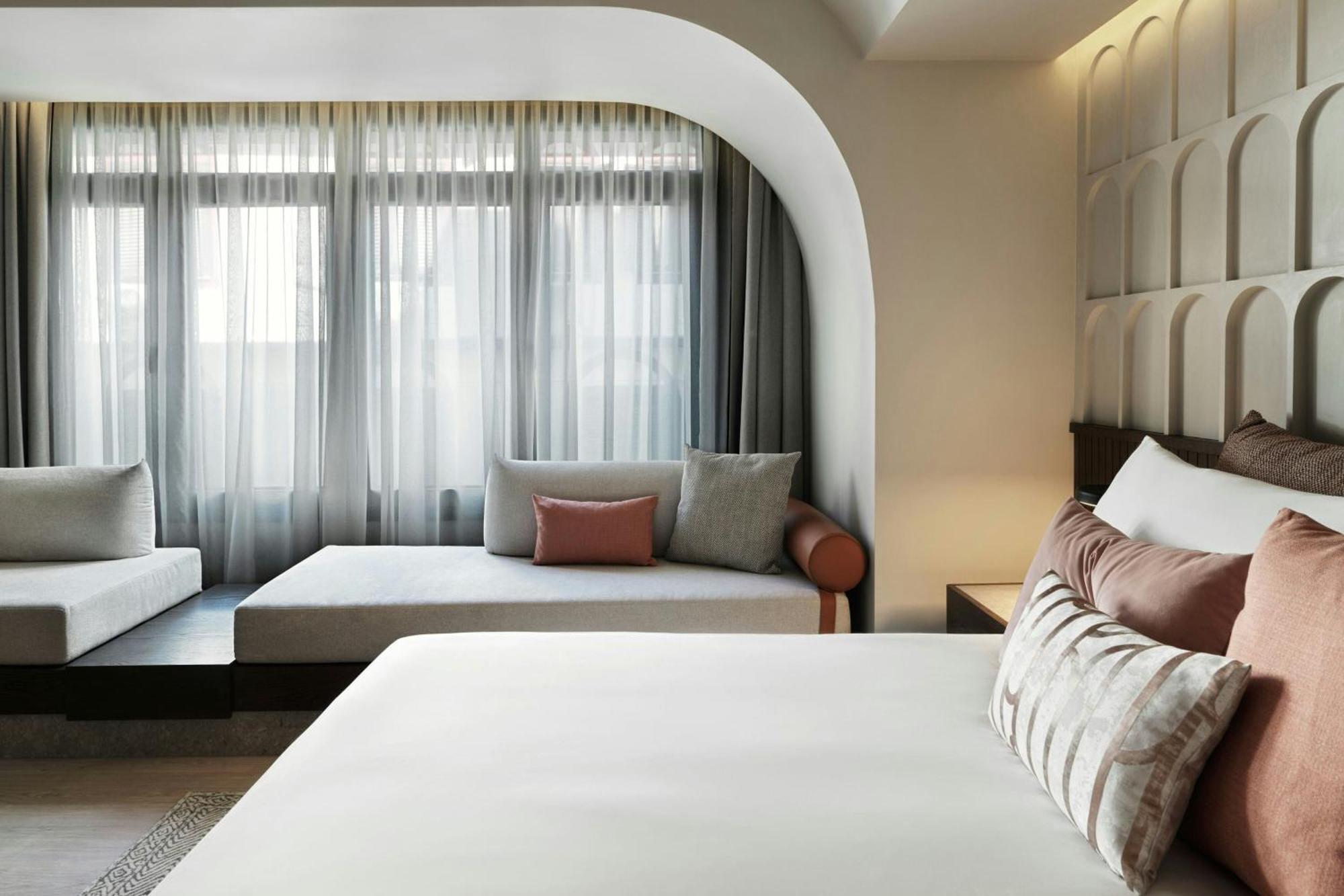 Chambre Lit King-Size Deluxe avec Canapé-Lit - Vue sur Ville