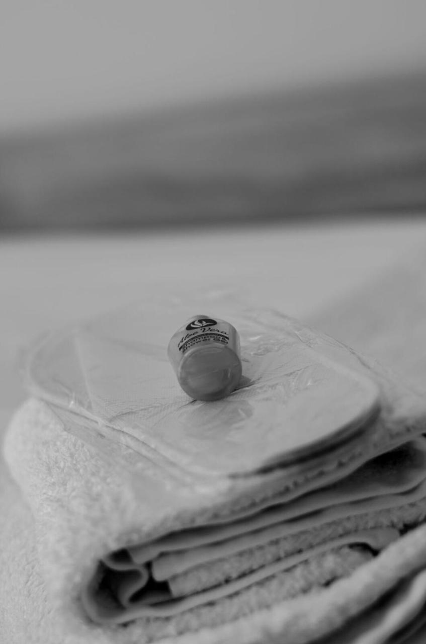 Studio Apartment,745903628:JPEG