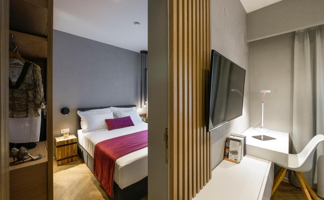 Euphoria Suite,937294381:JPEG