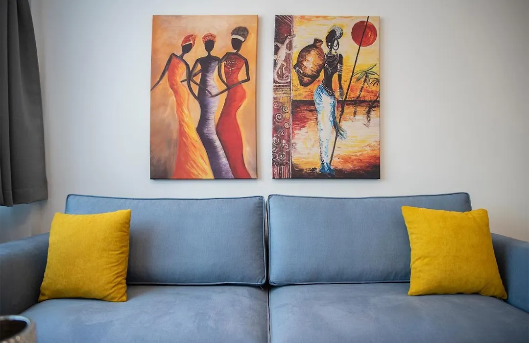 J Villara'S Luxury Suites-1