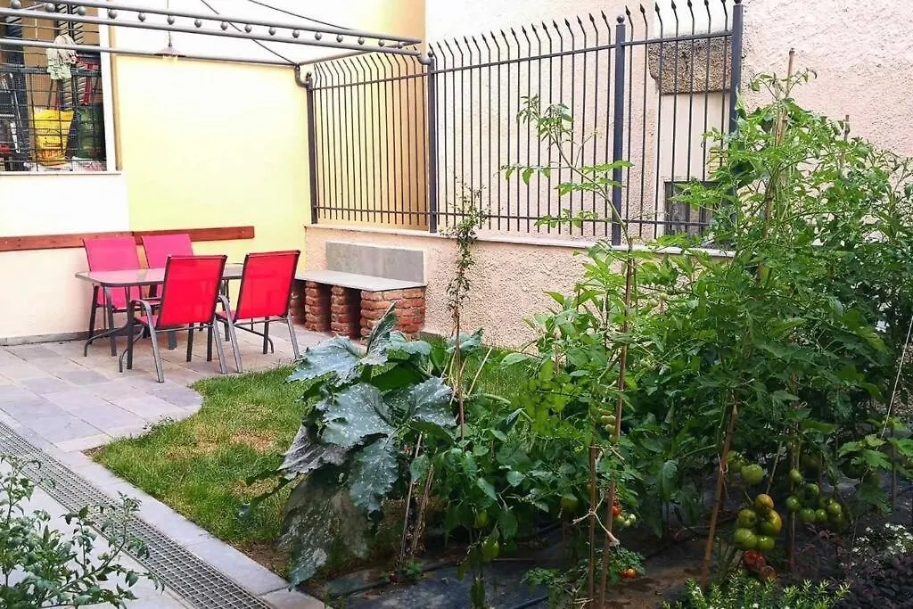 Cozy House With Garden In The Old Town-1