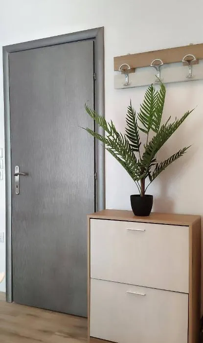 Comfort Apartment By Prima Lodging-1