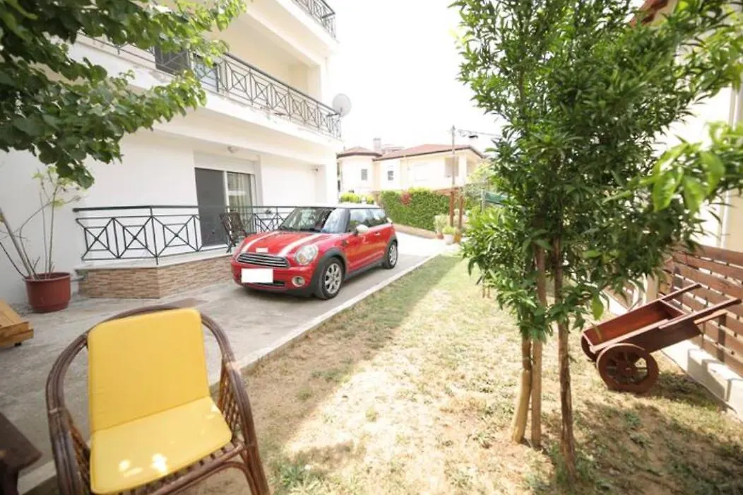 Stella'S Apartment, Trilofos-1