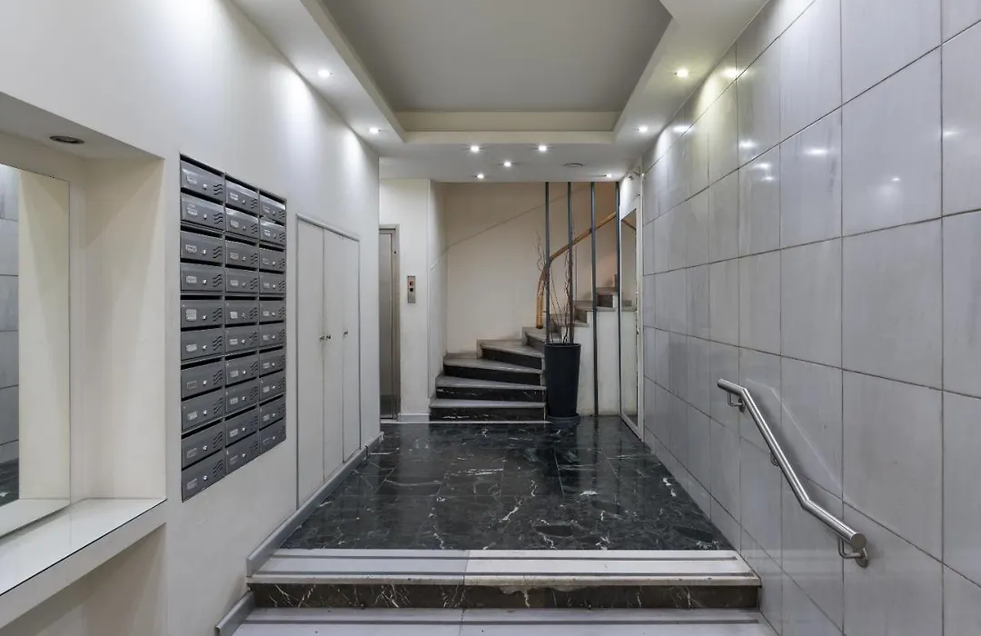 Lassani Cozy And Quiet, 2 Bedroom Apartm With Spacious Balcony-1