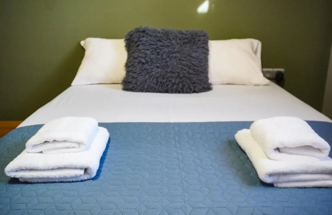 Westside City Apartment, 2 Bdrms, Vesta Philoxenia-1