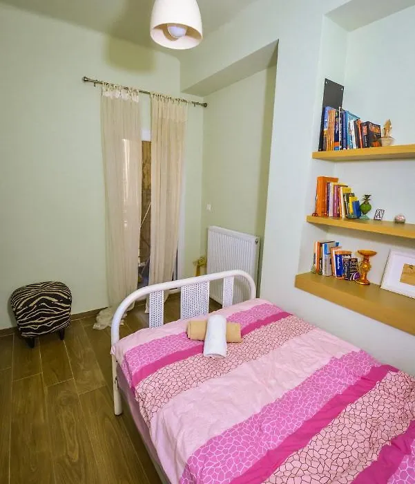 Gorgeous Apartment In The City Center-1