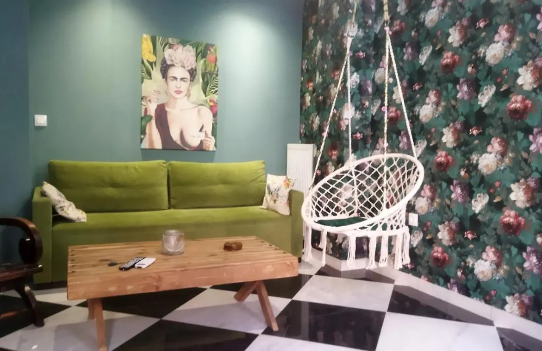Art Deco Chess Casa, Apartment With Private Patio-1