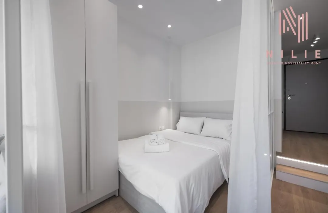 V1 Boutique Rooms, Nilie Hospitality Mgmt-1