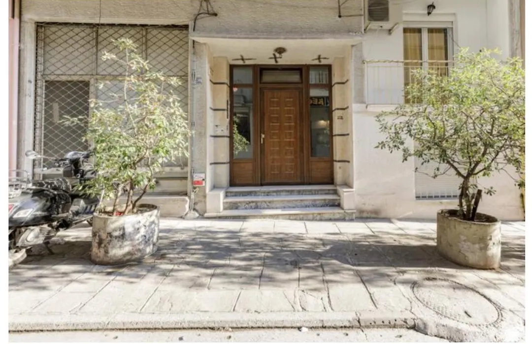 Lovely Small Apartment #2-1