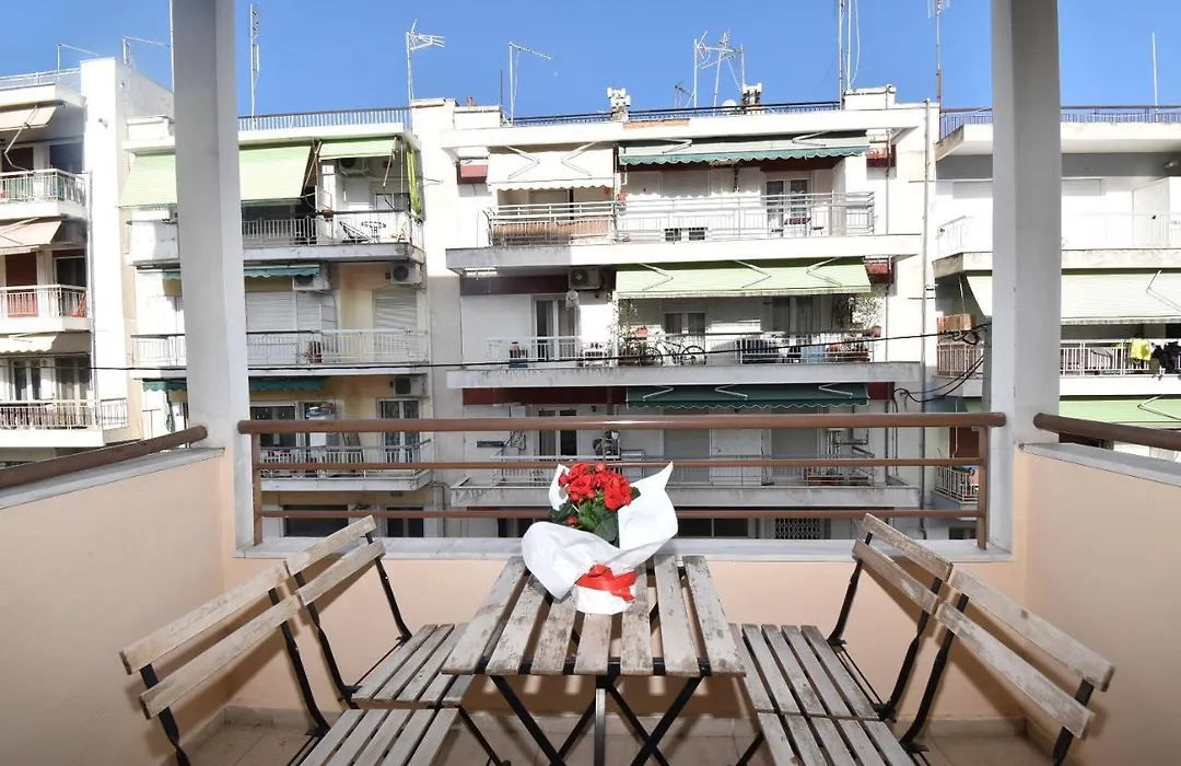 Central Apartment Thessaloniki-Easy Parking-1