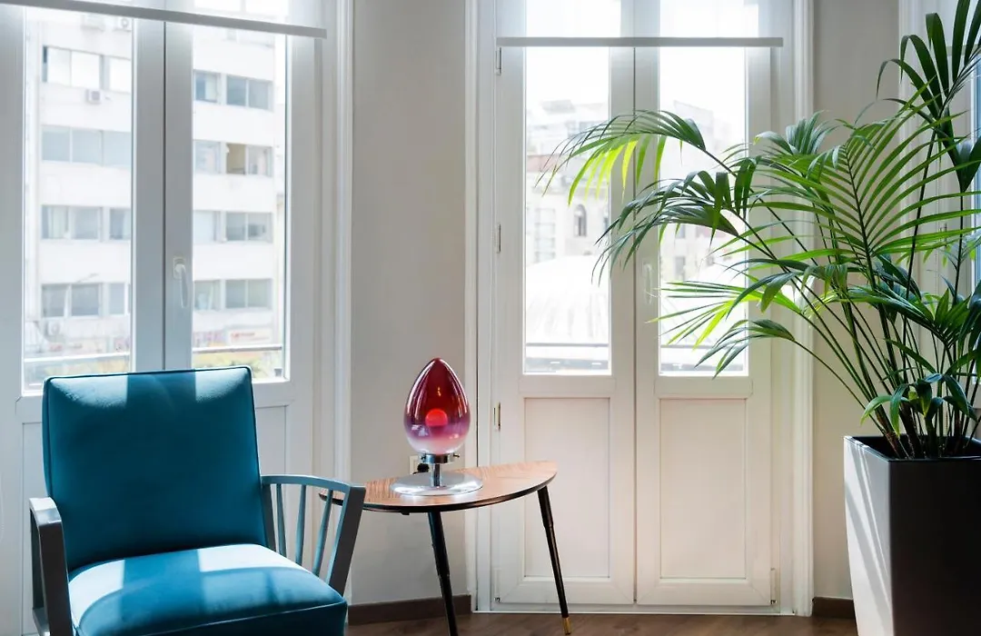 Fandango By Halu!, Gorgeous Neoclassical Apartment Next To Metro Station-1