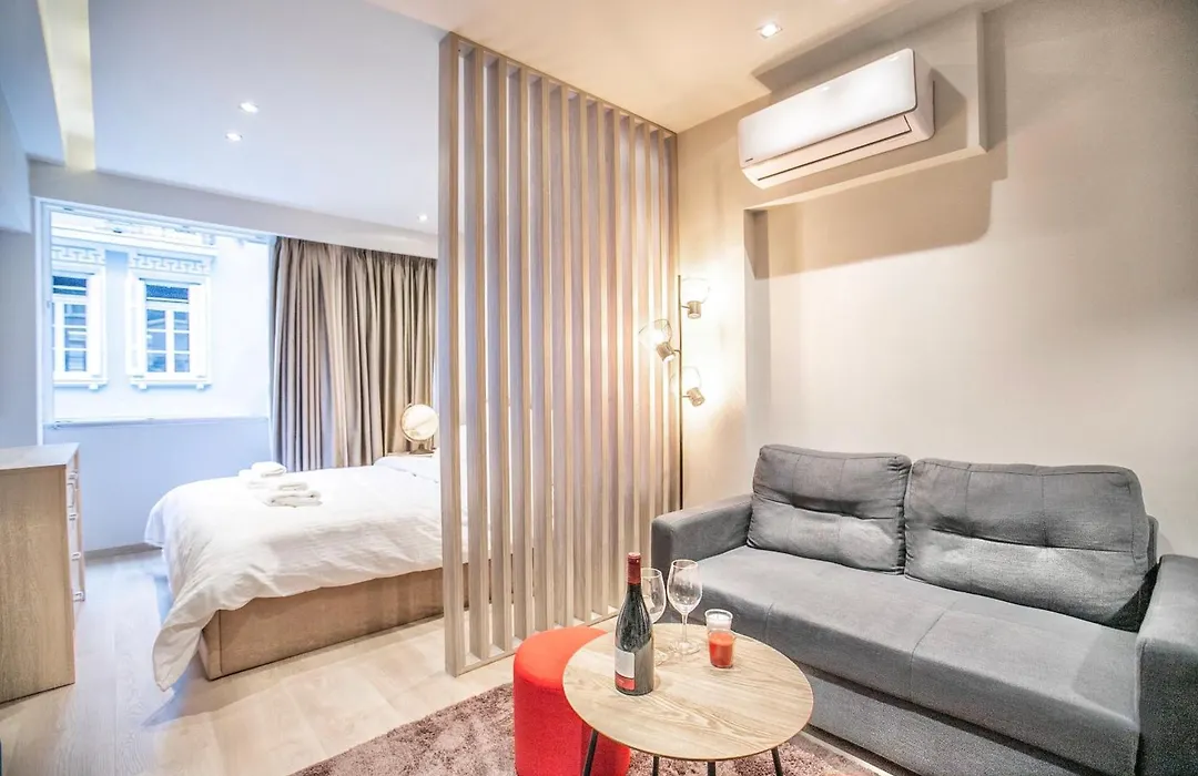 #Aura Studios & Suites V9-10-1