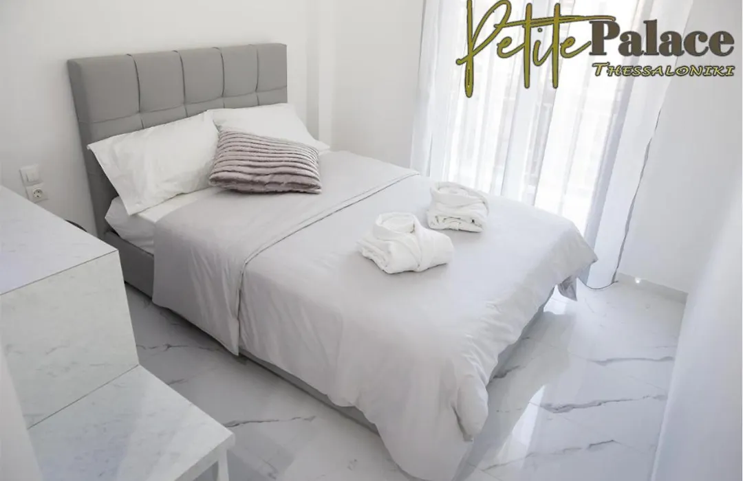 Petite Palace Aristotelous 7-1
