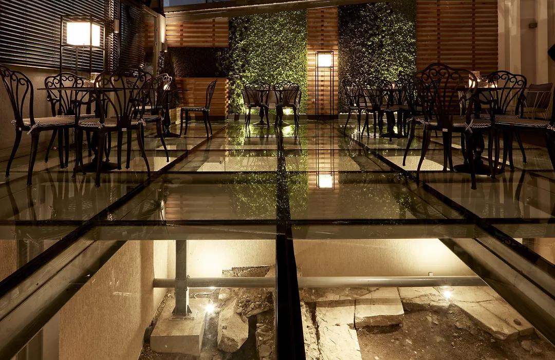 Antigon Urban Chic Hotel By Ghh-1
