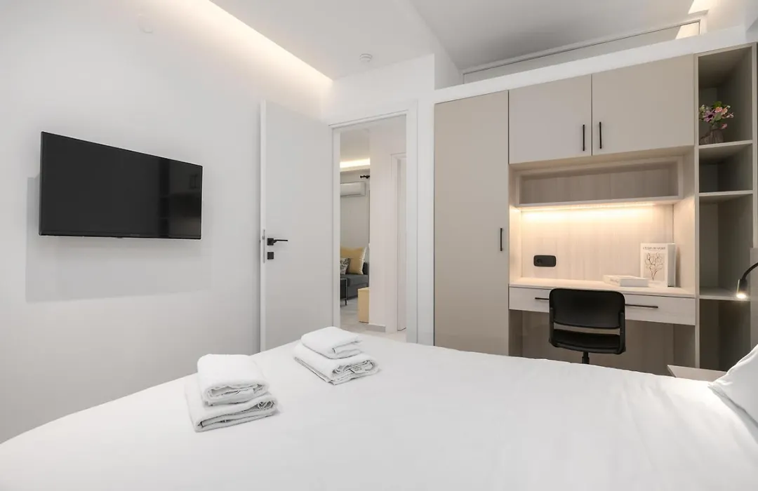 Cozy Living Thessaloniki By Luxlikehome-1