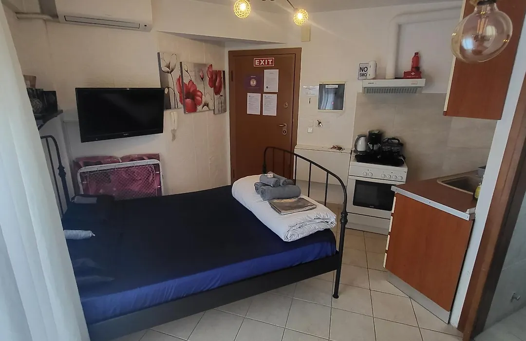 Konstantinos'S Luxury Studio-1