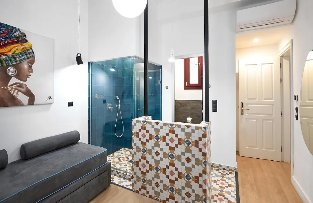 The Maroon Bottle Hotel-1
