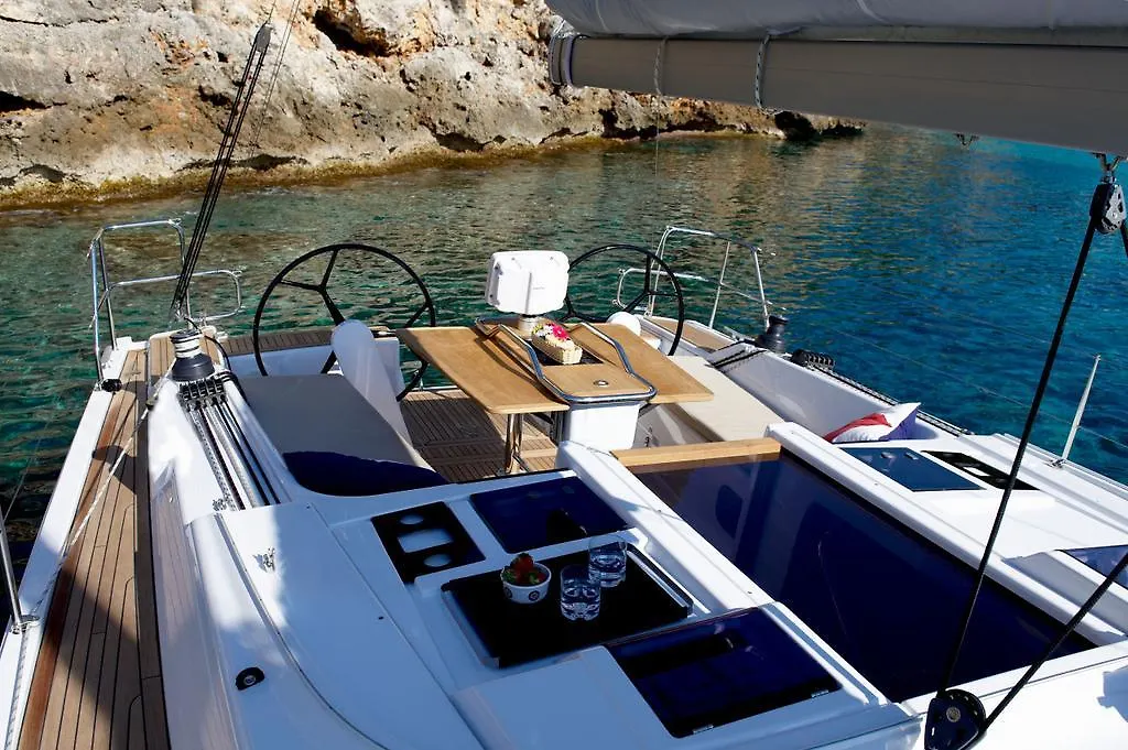 "Alkyoni" Sailing Yacht-1