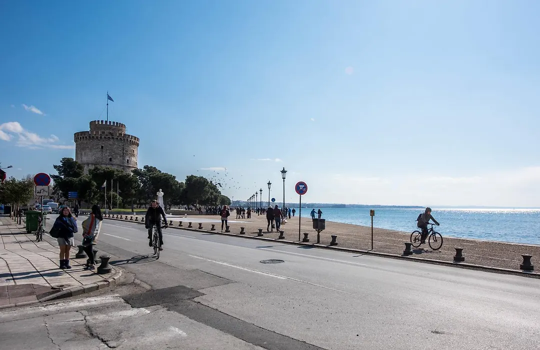 Thessaloniki Seaside Apartment A&B-1
