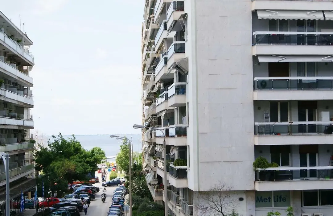 Sea-View Modern Apartment - 4 Guests - Kitchen-1