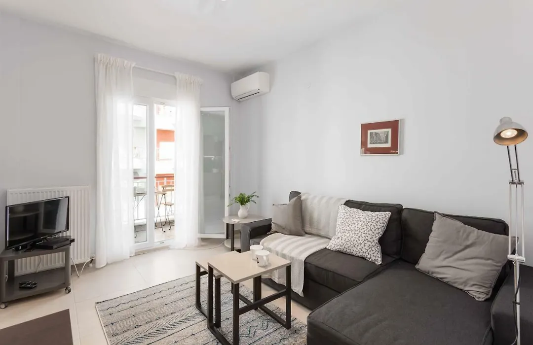 Kalamaria Brand New 1 Bedroom Apartment-1