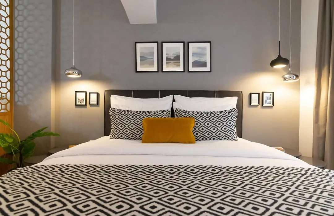 F&B Collection - Seaview MiniLux-1