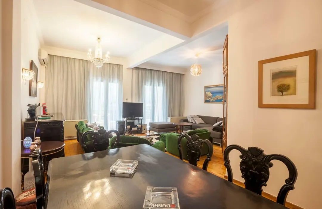 Amazing Super Central Apartment-1