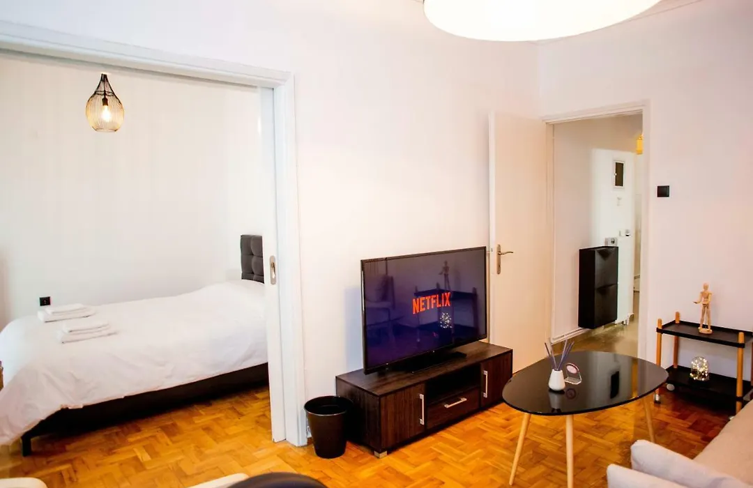 Thessaloniki Center Apartment On The Sea-1