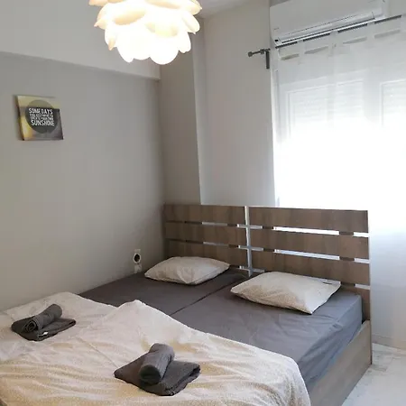 Aristotelous 1 min supercentral Mini studio-2