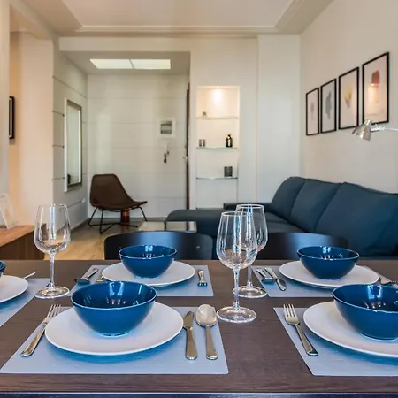#Mary Rose Apt By Halu! Apartments-3