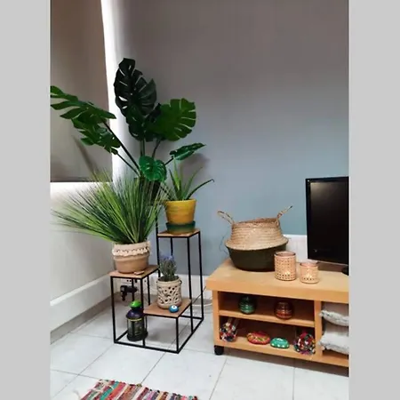 Marina'S Boho Chic Central Studio Near Seaside-3