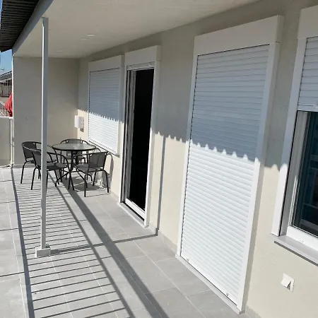 Spacious And Cozy Apartment In Central Thessaloniki-3