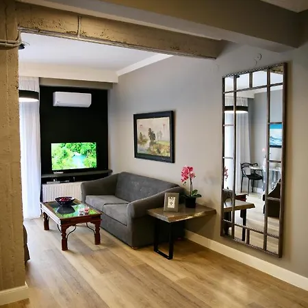 Urban Living 3-3