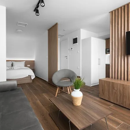Ultima Suites, Nilie Hospitality Mgmt-2