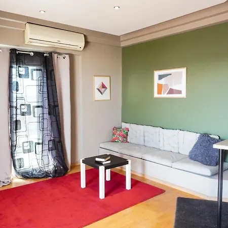 Westside City Apartment, 2 Bdrms, Vesta Philoxenia-2