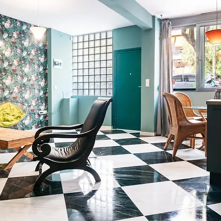 Art Deco Chess Casa, Apartment With Private Patio-3