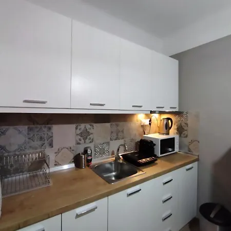 Cozy Apartment In The Heart Of Thessaloniki-2