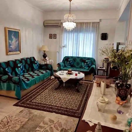 Marys House , Lovely 2-Bedroom Apartment-3