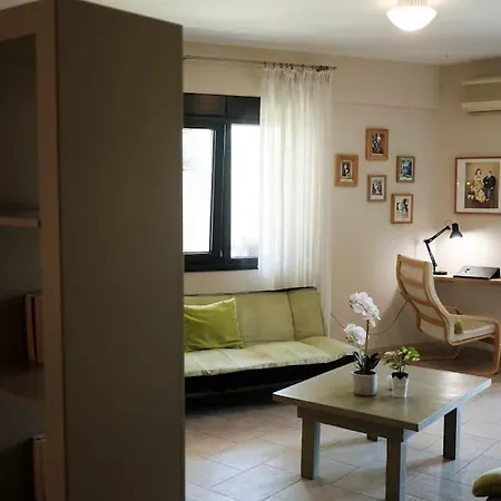 Apartment With Garden In Thessaloniki.-2