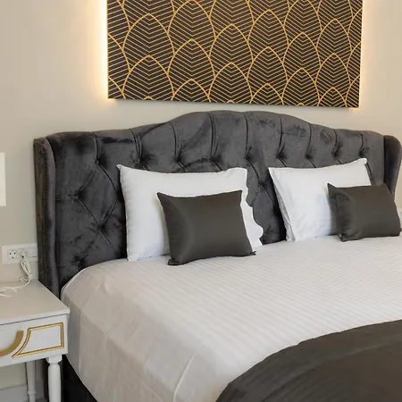 Modern Revival Luxury Hotel-3