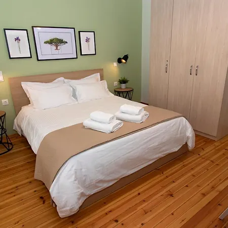 Large, Sunny, Modern Apartment Fully Renovated, Next To Agia Sofia-2