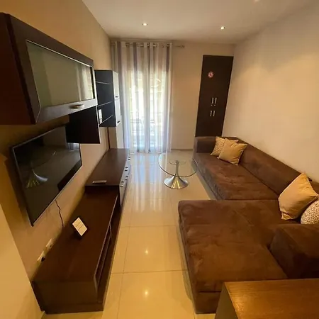 Central Sunny Apartment-2
