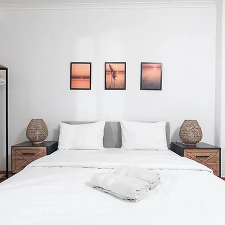 Houseloft Rotonda Lodging-3