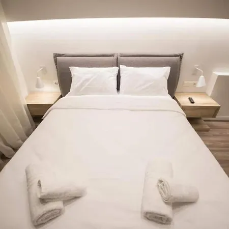 Ornament Suites, Nilie Hospitality Mgmt-3