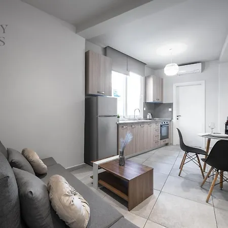 Upper Floor, The Luxury Suites-2