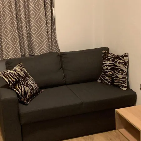 Perfect Apartment 71B-3
