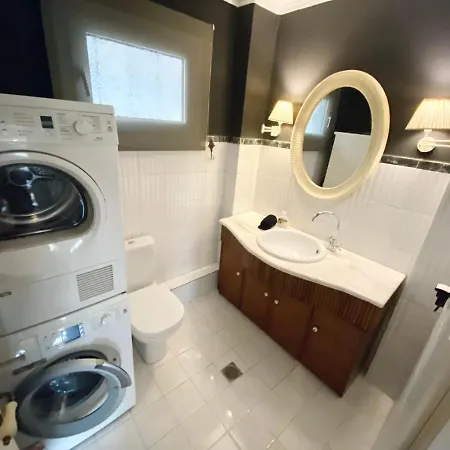 2&2 Two Floor Property With Two Bedrooms Ensuite Near To Act College-2