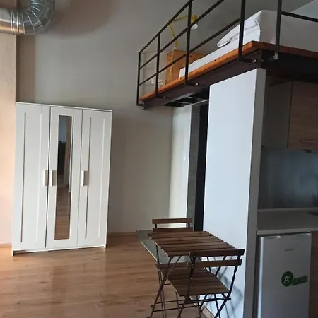 Thess Rooms Georgiou Katechaki 13-3