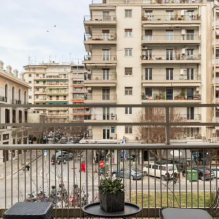 Eclair By Halu! - 2-Bedroom Pet Friendly Apt In The Center-3