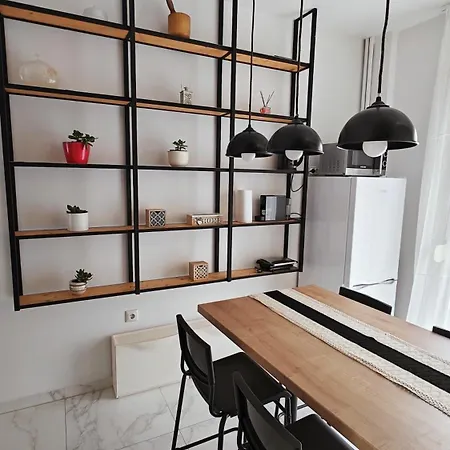 Think Home, Exploring The Center Of Thessaloniki-2